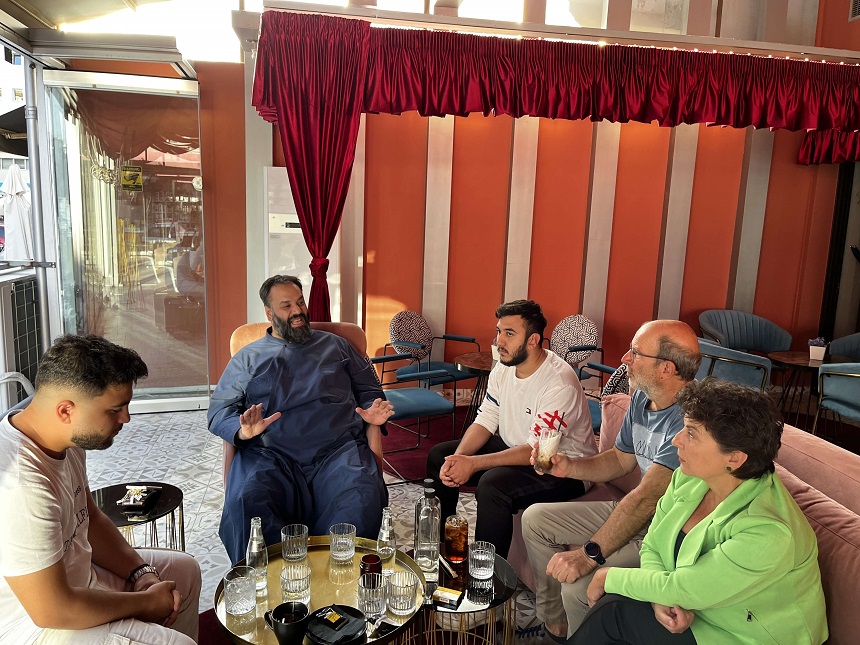Κ. Μάλαμα: Στο καφέ Kherel συναντήσαμε την ενσυναίσθηση και την αλληλεγγύη