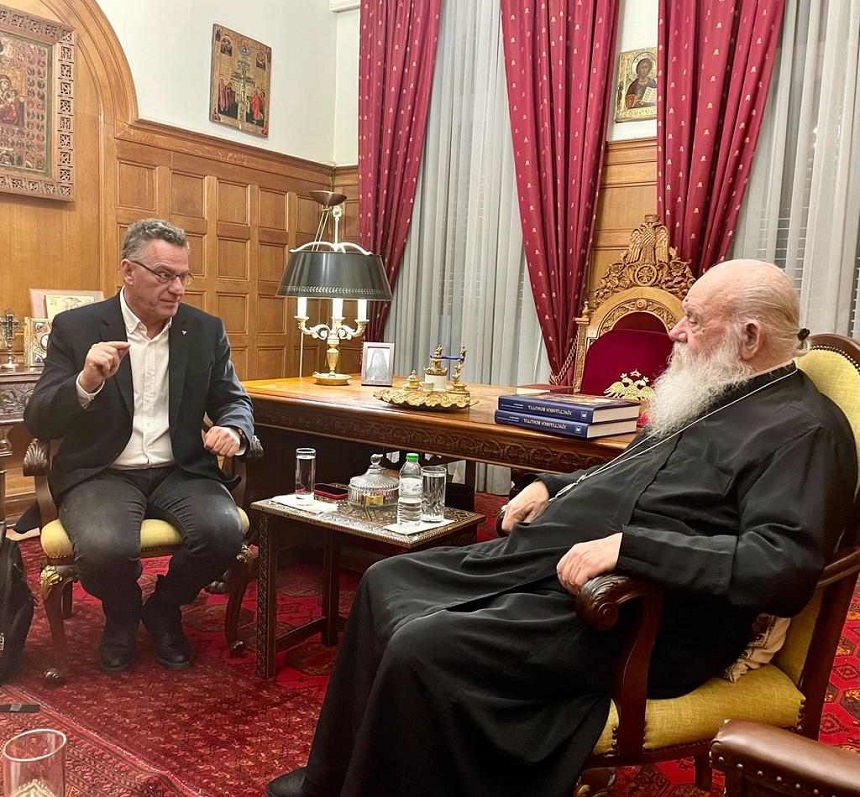 Συνάντηση του Κώστα Αρβανίτη με τον Αρχιεπίσκοπο Ιερώνυμο