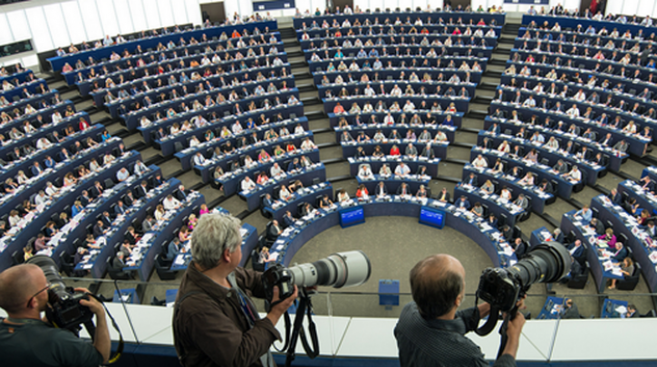 Ανοιχτή επιστολή 18 ευρωβουλευτών σε Μ. Ντράγκι: Η ΕΚΤ να εξετάσει εναλλακτικές νομισματικές πολιτικές για την αναπτυξιακή ώθηση των οικονομιών της ευρωζώνης