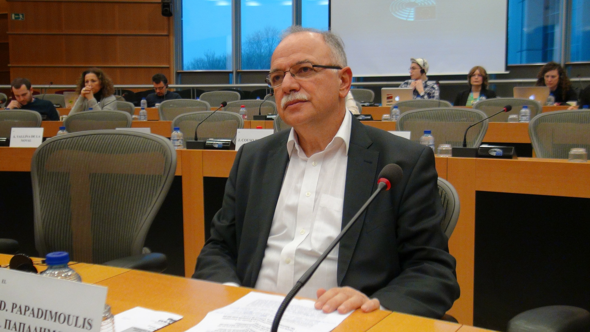 Επιστολή ενημέρωσης του Δημ. Παπαδημούλη σε Α. Ταγιάνι και πολιτικούς αρχηγούς στο ΕΚ σχετικά με τη νομική αναγνώριση φύλου στην Ελλάδα