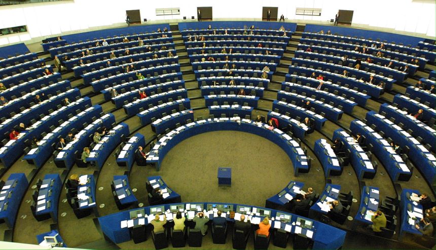 Eυρωβουλευτές από 6 πολιτικές ομάδες προτείνουν Τσίπρα-Ζαεφ για Νόμπελ Ειρήνης
