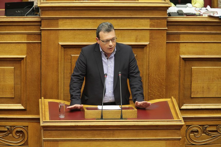 Σ. Φάμελλος: Συνταγματική οπισθοχώρηση και όχι αναθεώρηση, με ευθύνη του Ελληνικού Κοινοβουλίου
