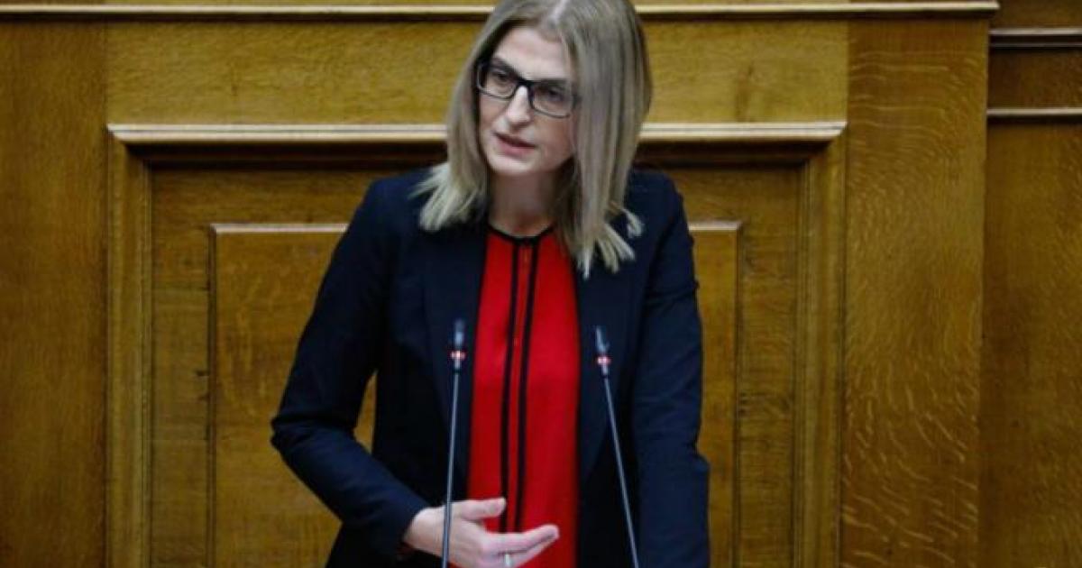 Δώρα Αυγέρη: «Η κυβέρνηση υπομονεύει τη συλλογική προσπάθεια κατά της πανδημίας»