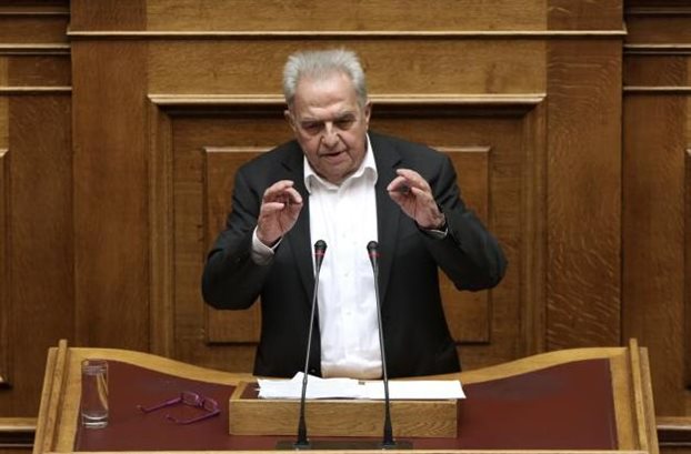 Αλ. Φλαμπουράρης: Ή ο κ. Μητσοτάκης λέει ψέματα και κοροϊδεύει τον ελληνικό λαό ή οι τράπεζες ακολουθούν τον δικό τους δρόμο χωρίς να αποδέχονται αυτά που ο Πρωθυπουργός εξαγγέλλει