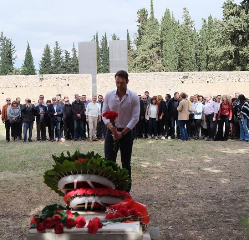 Στέφανος Κασσελάκης: Ένας μικρός φόρος τιμής στους ανθρώπους που πότισαν με το αίμα τους το χώμα της ελευθερίας