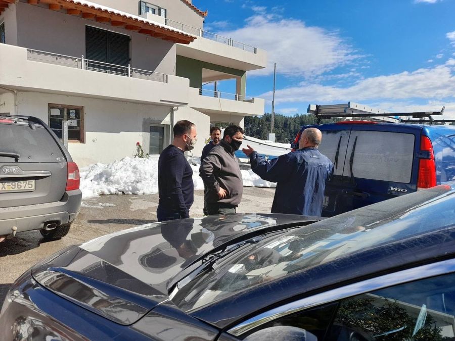Μ. Χατζηγιαννάκης: Δήμοι και ΔΕΔΔΗΕ προσπαθούν μόνοι τους να επουλώσουν τις πληγές του χιονιά στη Β. Εύβοια
