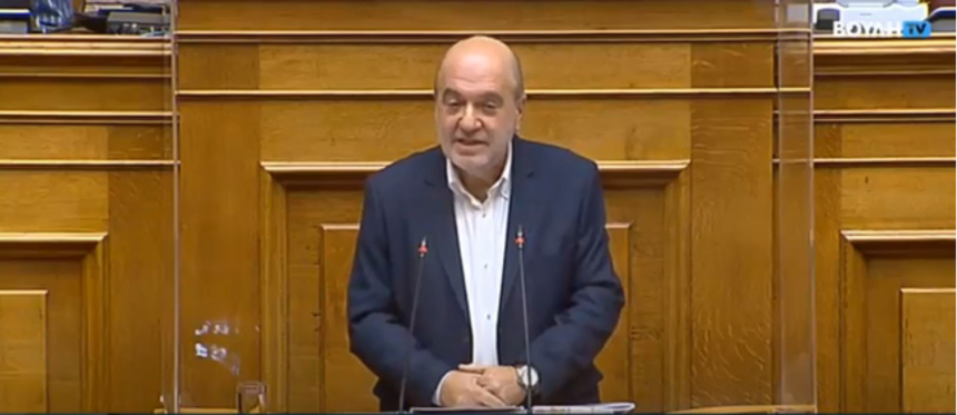 O Τρ. Αλεξιάδης φέρνει στη Βουλή την πρόταση του Οικονομικού Επιμελητηρίου για την εισαγωγή οικονομικού μαθήματος στη Β΄ Λυκείου