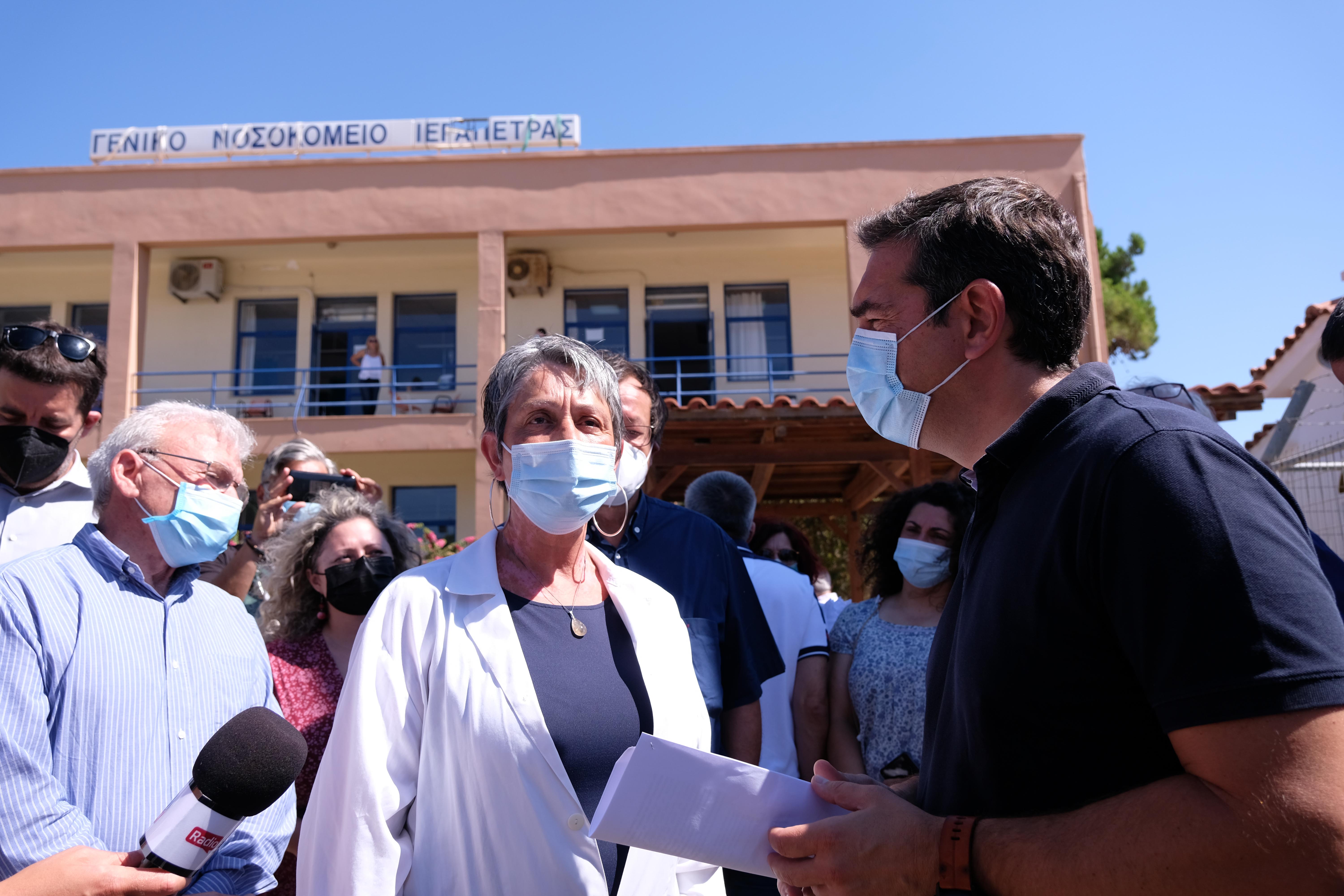 Αλ. Τσίπρας: Μην τολμήσει η κυβέρνηση να προχωρήσει σε συγχωνεύσεις νοσοκομείων και περιορισμό του προσωπικού
