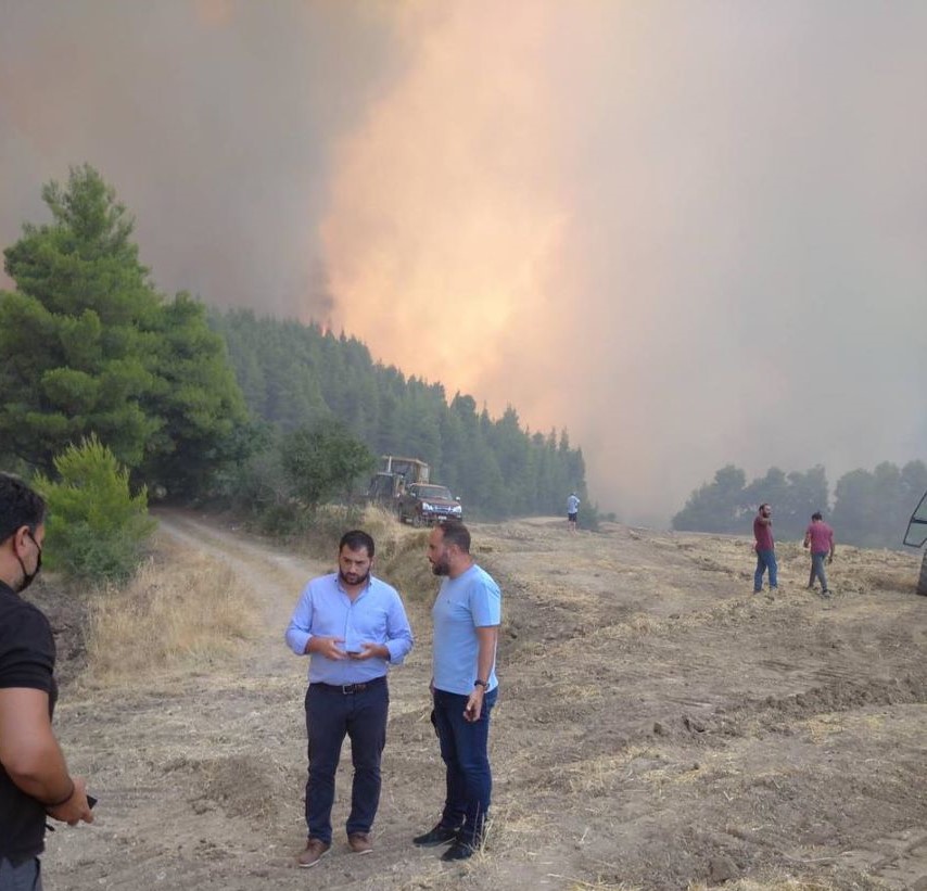 'Eκκληση M. Χατζηγιαννάκη για ενίσχυση των πυροσβεστικών δυνάμεων στη φωτιά της Εύβοιας