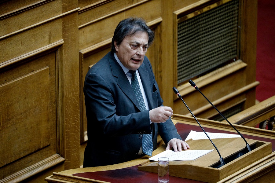 Αλ. Αυλωνίτης: Είναι αυτός πρωθυπουργός της Ελληνικής Δημοκρατίας;