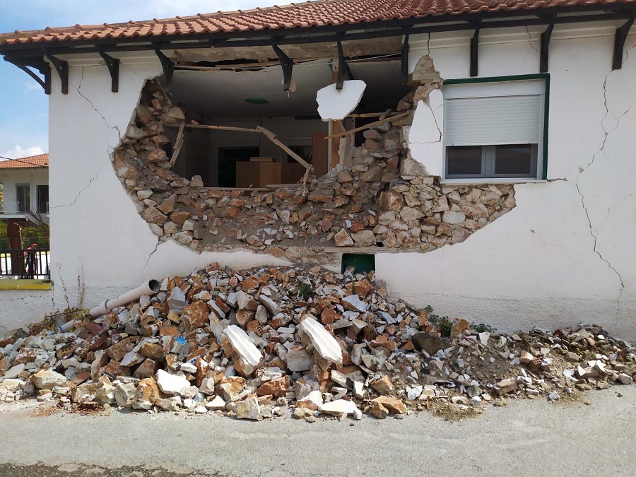 Από το σεισμόπληκτο Δαμάσι