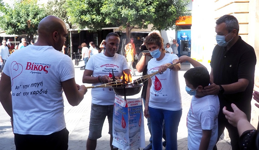 Στην τελετή αφής της «Φλόγας της Αγάπης» της 19ης Πανελλήνιας Λαμπαδηδρομίας Συλλόγων Εθελοντών Αιμοδοτών ο Χ. Μαμουλάκης
