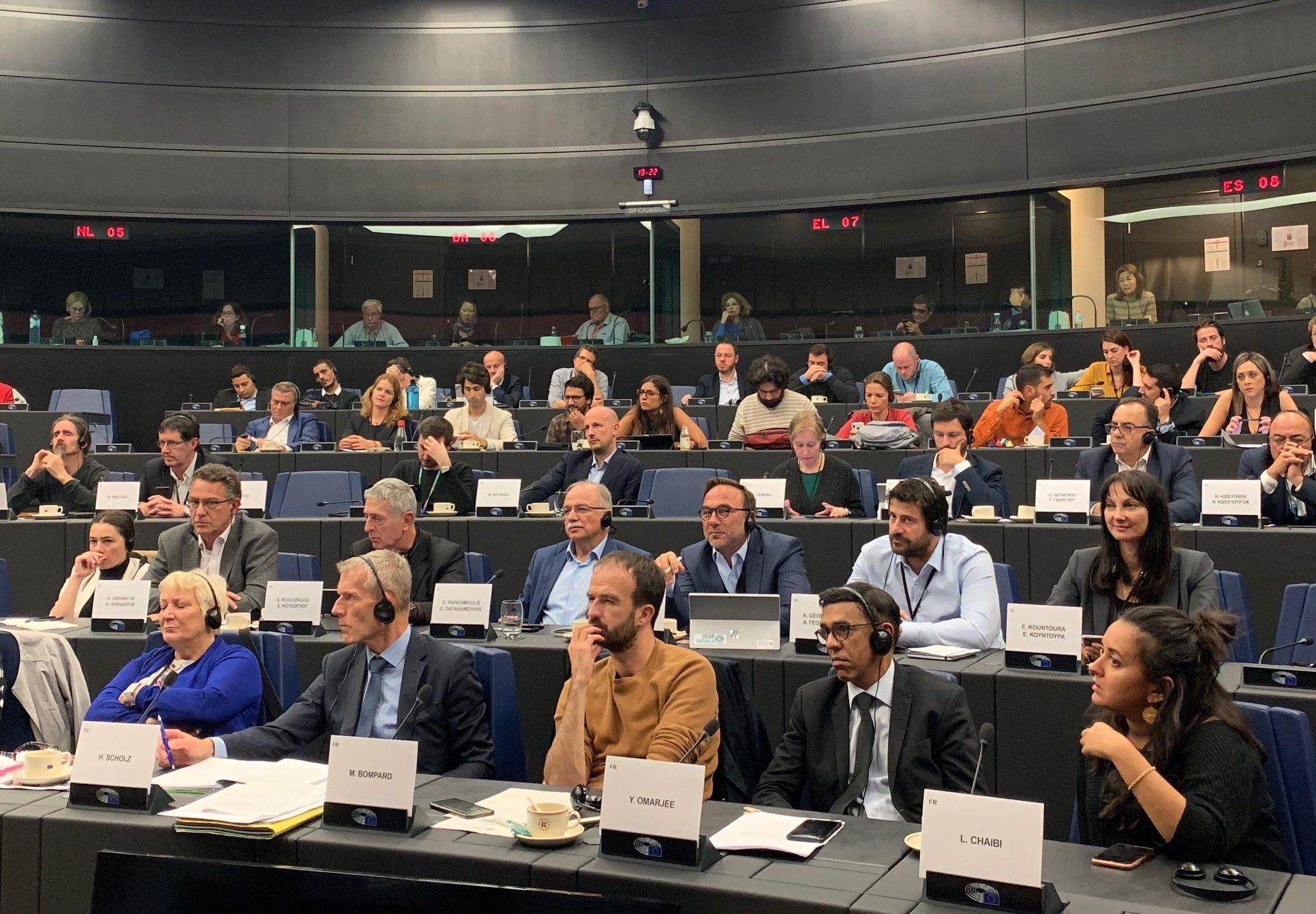 Ερώτηση Ευρωβουλευτών ΣΥΡΙΖΑ-ΠΣ στην Κομισιόν για τις ποινικές διώξεις των δημοσιογράφων στην Ελλάδα