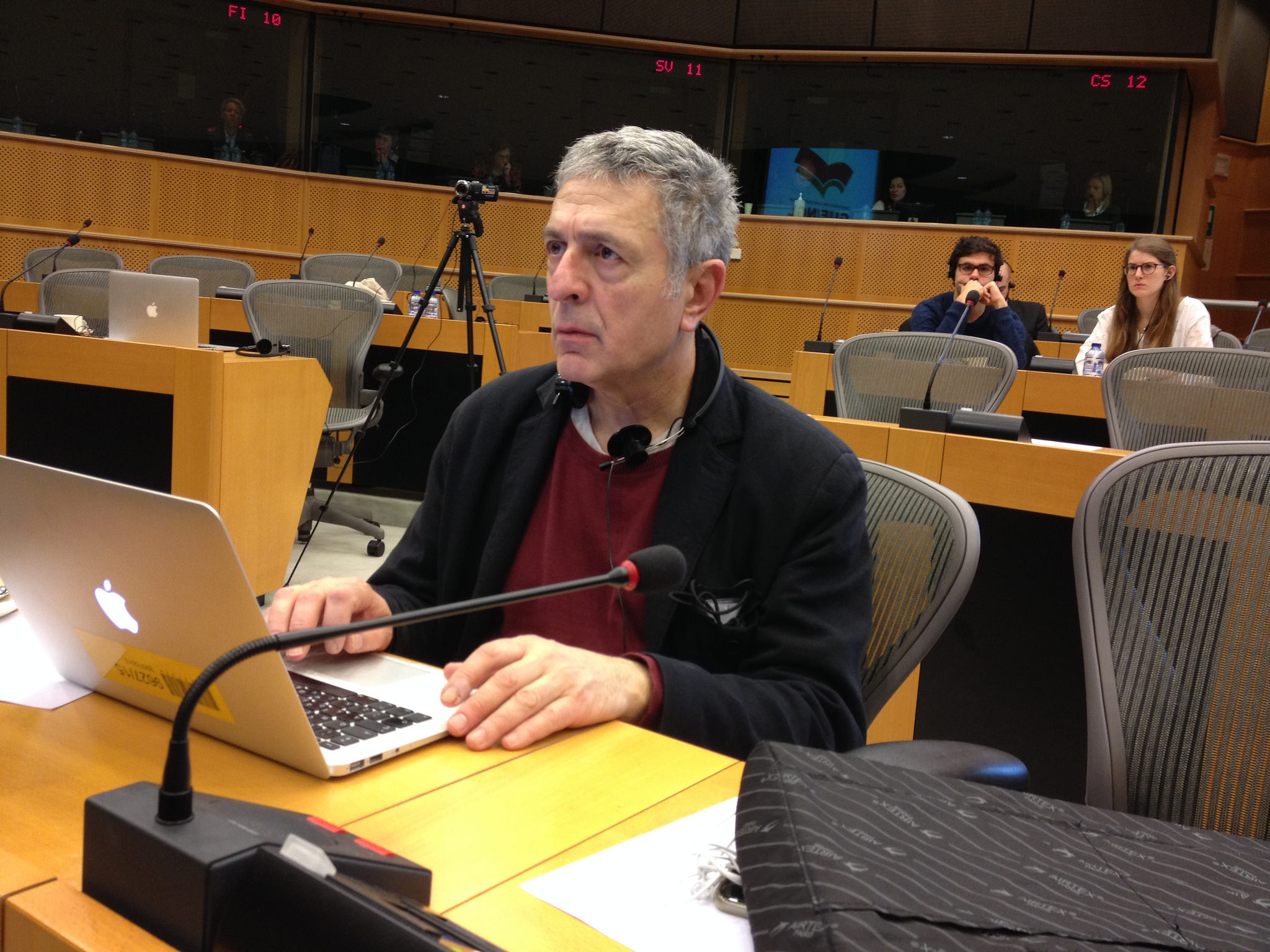Παρέμβαση του Στ. Κούλογλου στην Ολομέλεια για την εξαφάνιση της έκθεσης των ΡχΣ από την σελίδα του Ευρωκοινοβουλίου