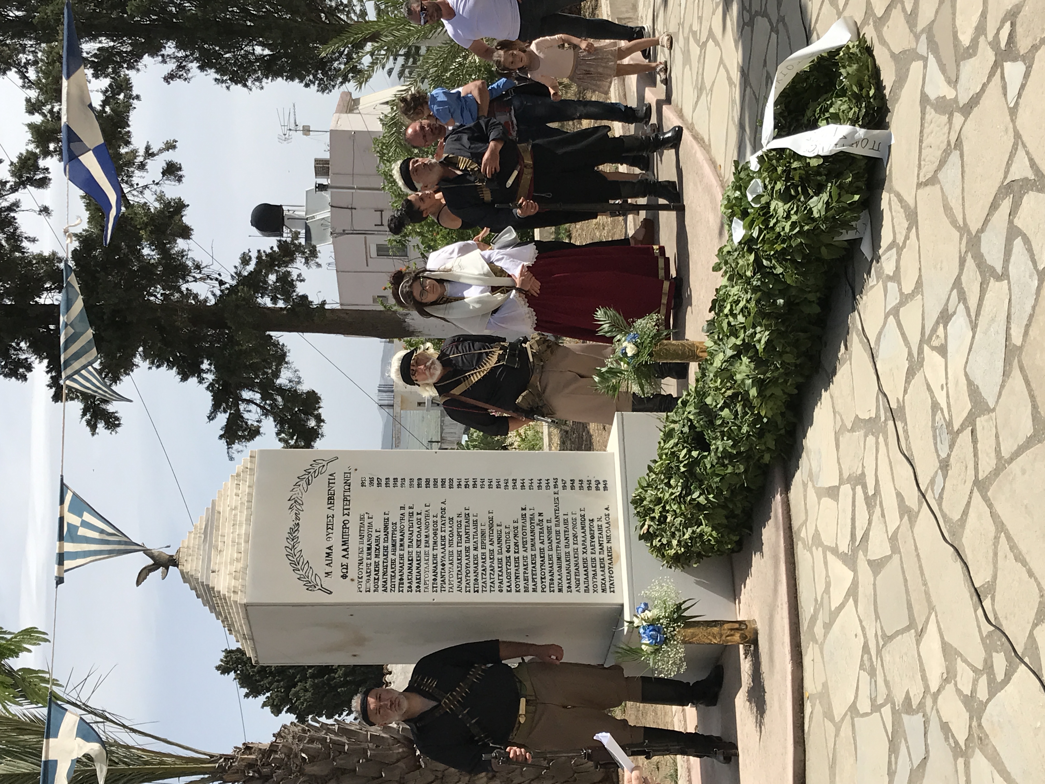 Τιμή στη μνήμη των ηρώων του Χάρακα από τους βουλευτές Ηρακλείου του ΣΥΡΙΖΑ - Προοδευτική Συμμαχία
