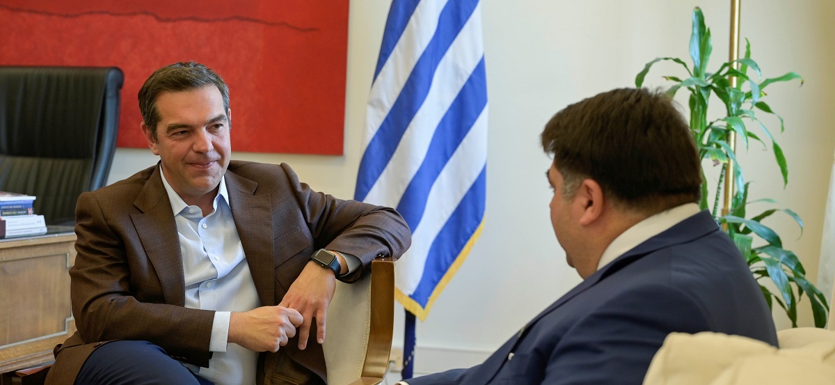 Συνάντηση του Προέδρου του Αλέξη Τσίπρα με τον πρέσβη των ΗΠΑ στην Ελλάδα Τζορτζ Τσούνη 