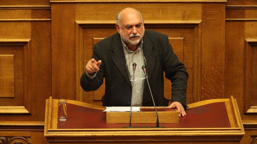 Ν. Συρμαλένιος: Τα ακτοπλοϊκά εισιτήρια αυξάνονται συνολικά πάνω από 30% και το Υπουργείο απλώς παρακολουθεί