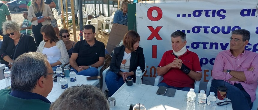 Συνάντηση αντιπροσωπείας του ΣΥΡΙΖΑ-Προοδευτική Συμμαχία με τους απεργούς εργαζόμενους στο εργοστάσιο «Μαλαματίνα»