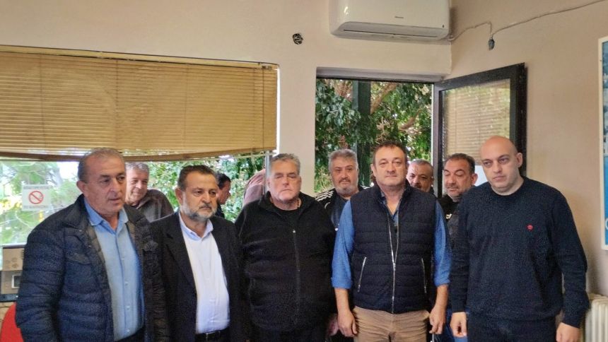 Συναντήσεις του Σωκράτη Βαρδάκη με εργαζόμενους στο αμαξοστάσιο του Δήμου Ηρακλείου