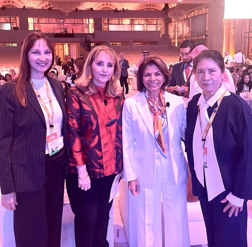 Συναντήσεις Κουντουρά με ηγέτες του παγκόσμιου Τουρισμού στο πλαίσιο της Συνόδου του WTTC