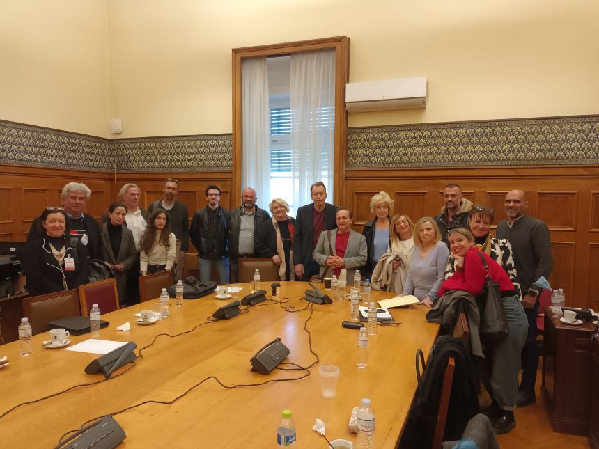 Συνάντηση αντιπροσωπείας του ΣΥΡΙΖΑ-ΠΣ με εκπροσώπους καλλιτεχνικών σωματείων