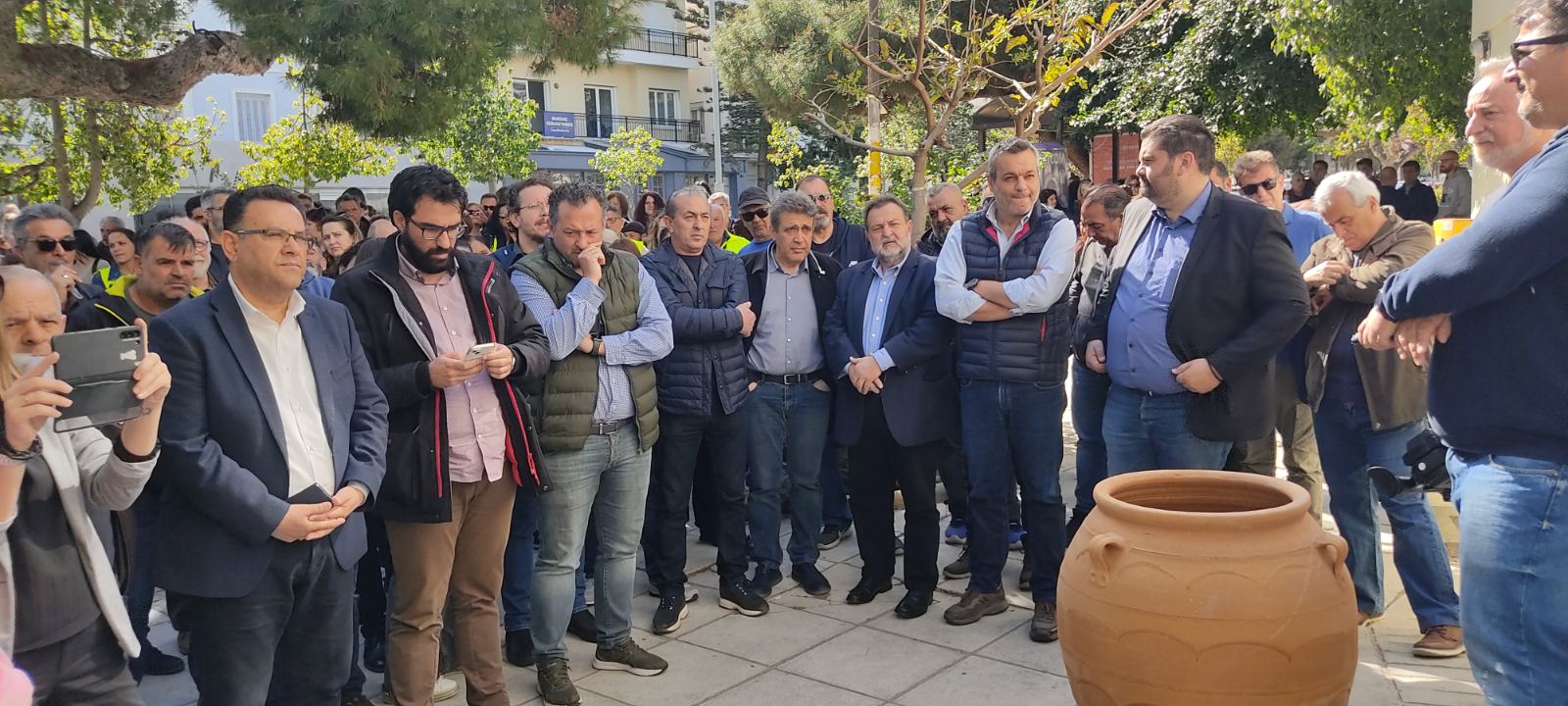 Στο πλευρό του αγώνα των συμβασιούχων OTA για την παραμονή στην εργασία τους, οι βουλευτές Ηρακλείου ΣΥΡΙΖΑ ΠΣ