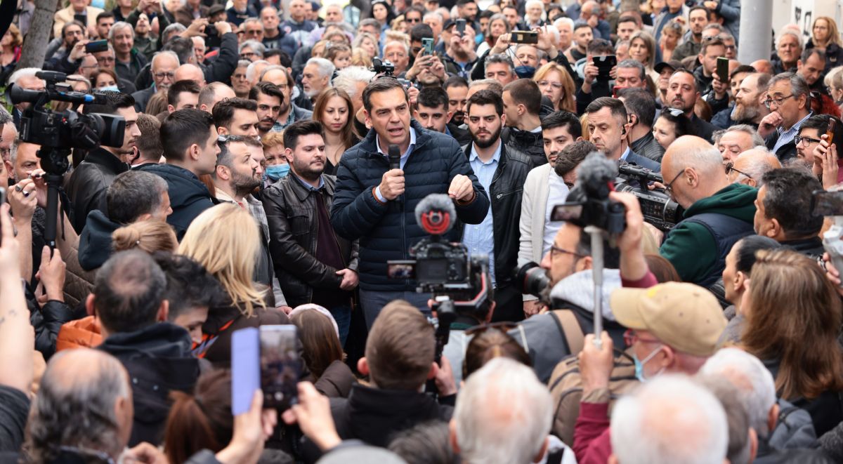 Αλ. Τσίπρας: Το δίλημμα των εκλογών είναι αλλαγή ή Μητσοτάκης - Αν θέλουμε αλλαγή, μπορεί να γίνει μονάχα με τον ΣΥΡΙΖΑ πρώτο κόμμα στις εκλογές της 21ης του Μάη