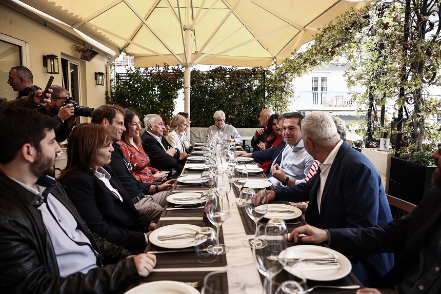 Το γεύμα Τσίπρα με τους υποψήφιους του ΣΥΡΙΖΑ στο ψηφοδέλτιο Επικρατείας