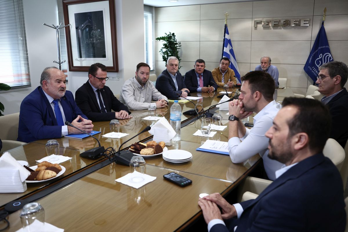 Συναντήσεις του Προέδρου του ΣΥΡΙΖΑ-Προοδευτική Συμμαχία με τα προεδρεία της ΓΣΕΒΕΕ και του Επαγγελματικού Επιμελητηρίου Αθηνών