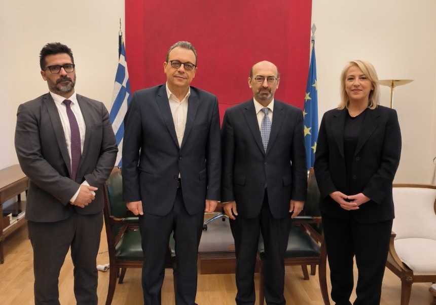 Συνάντηση του Προέδρου της Κοινοβουλευτικής Ομάδας του ΣΥΡΙΖΑ-ΠΣ, Σωκράτη Φάμελλου, με τον Πρέσβη της Αρμενίας στην Ελλάδα, Τιγκράν Μκρτσιάν