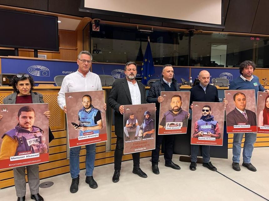 «Η Ευρώπη να σταθεί ενάντια στη σφαγή των δημοσιογράφων στη Γάζα»: Επιστολή Αρβανίτη και 26 Ευρωβουλευτών από 4 πολιτικές ομάδες