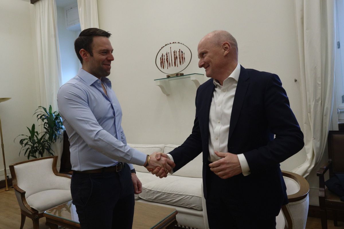 Συνάντηση του Προέδρου του ΣΥΡΙΖΑ-ΠΣ, Στέφανου Κασσελάκη με τον Πρέσβη της Γερμανίας, Αndreas Kindl