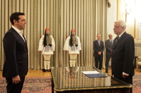 Ορκίστηκε Πρωθυπουργός ο Αλ. Τσίπρας (photos & vid) 