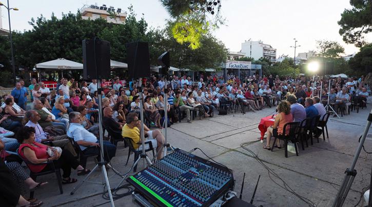 Π. Ρήγας και  Π. Πολάκης στην ανοιχτή εκδήλωση του ΣΥΡΙΖΑ στη Ν. Σμύρνη 