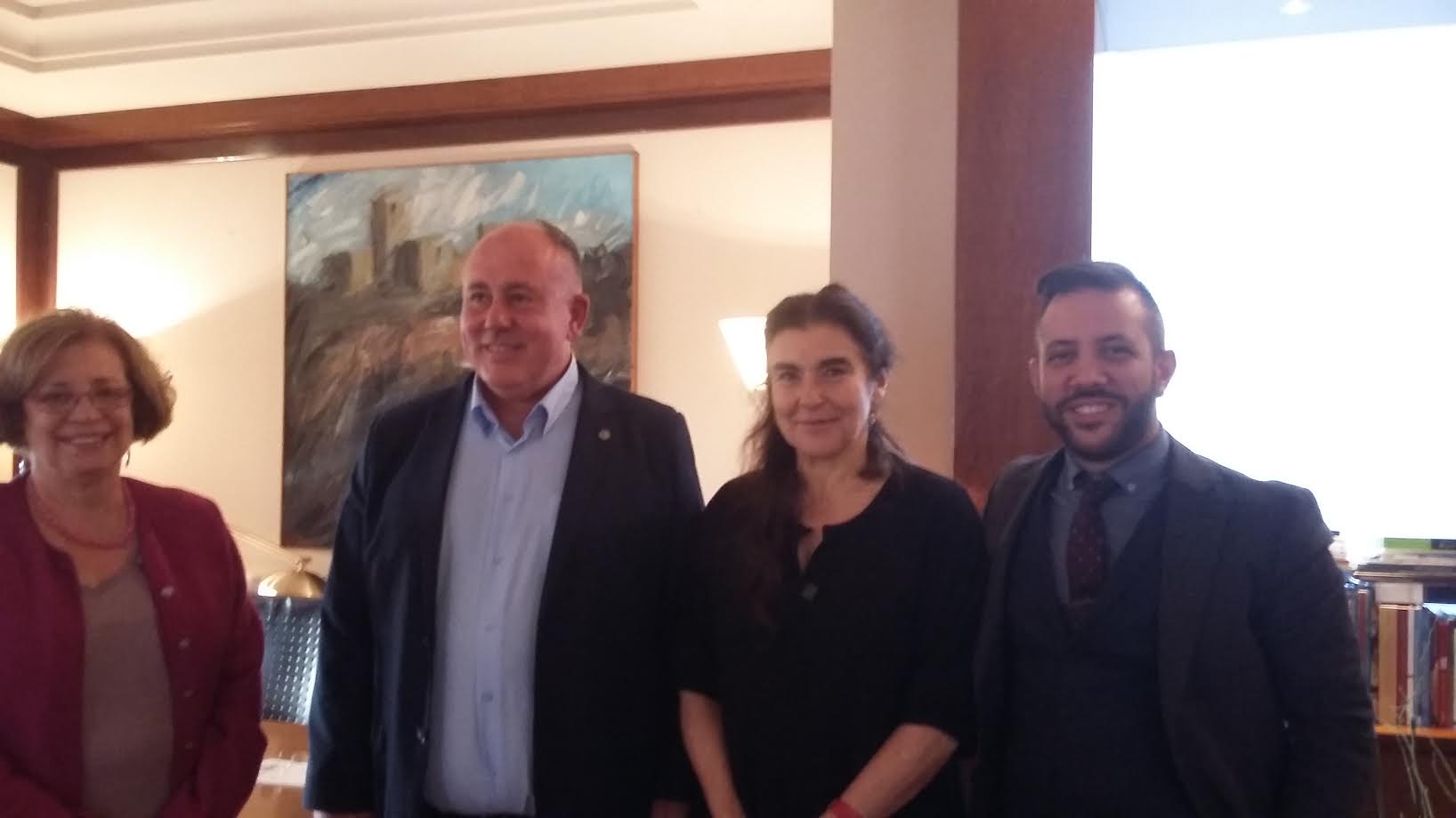 Συνάντηση του Αλ. Μεϊκόπουλου με την Υπουργό Πολιτισμού και Αθλητισμού και το Δήμαρχο Ρήγα Φεραίου