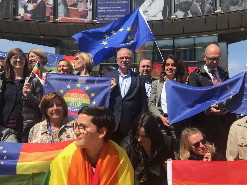 Ο Δημήτρης Παπαδημούλης στη δράση του European Parliament Intergroup on LGBTI Rights για την Παγκόσμια Ημέρα κατά της Ομοφοβίας - βίντεο