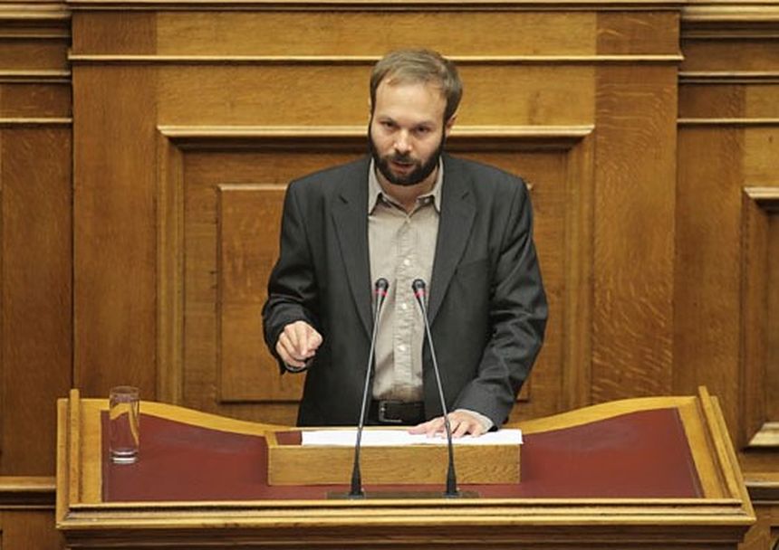 Γ. Ψυχογιός: Στη Βουλή φέρνουν οι βουλευτές του ΣΥΡΙΖΑ την κατάργηση του ΑΜΚΑ για πρόσφυγες και μετανάστες