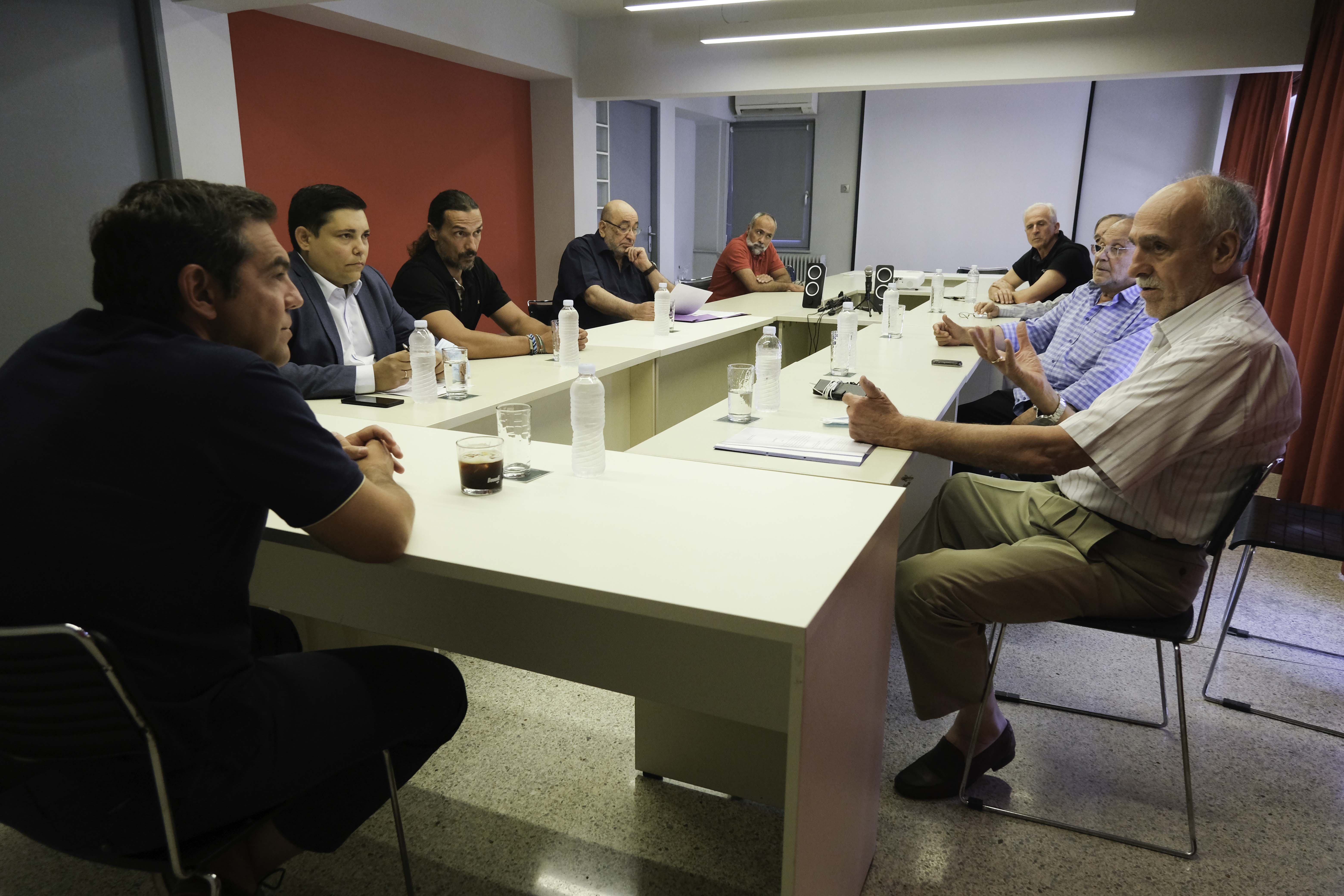 Συνάντηση του Προέδρου του ΣΥΡΙΖΑ – Προοδευτική Συμμαχία, Αλέξη Τσίπρα, με τους επικεφαλής του Συνδέσμου Ελληνικών Γυμναστικών Αθλητικών Σωματείων, της Κολυμβητικής Ομοσπονδίας Ελλάδας και της Ελληνικής Ιστιοπλοϊκής Ομοσπονδίας