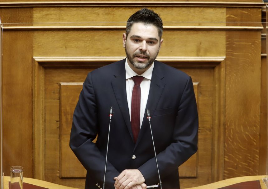 Γ. Σαρακιώτης: Ο κ. Μητσοτάκης θα λογοδοτήσει στη Βουλή για την εν κρυπτώ υφαρπαγή των κόπων των Ελλήνων
